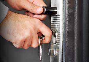 Locksmith in West Allis